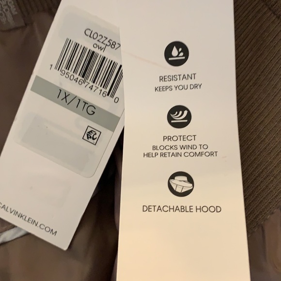 Calvin Klein Woman’s All Weather Quilted Coat - Picture 16 of 16